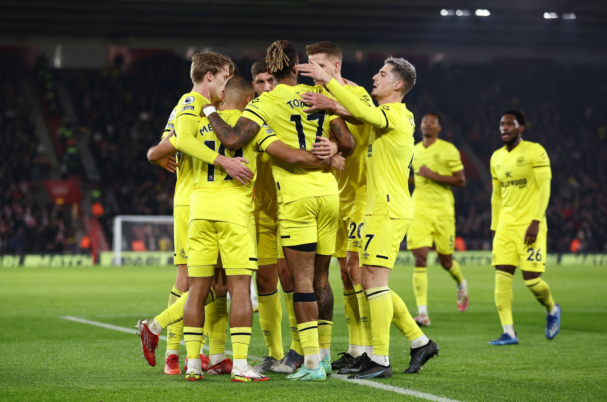 成名后果断抛弃糟糠之妻、迎娶北大才女的云飞，终于等到了这一天.